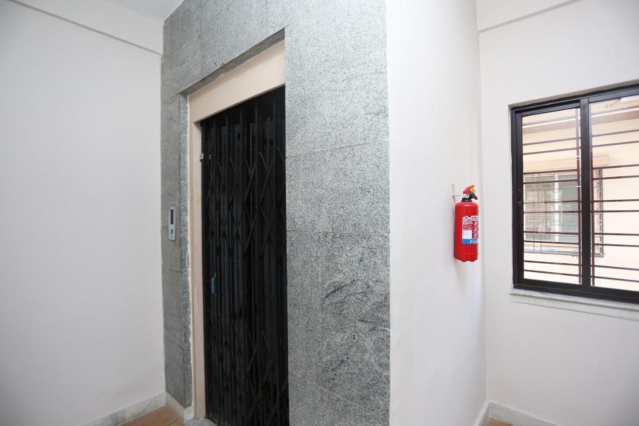 Oyo 19855 B S Guest House Jādabpur Екстериор снимка