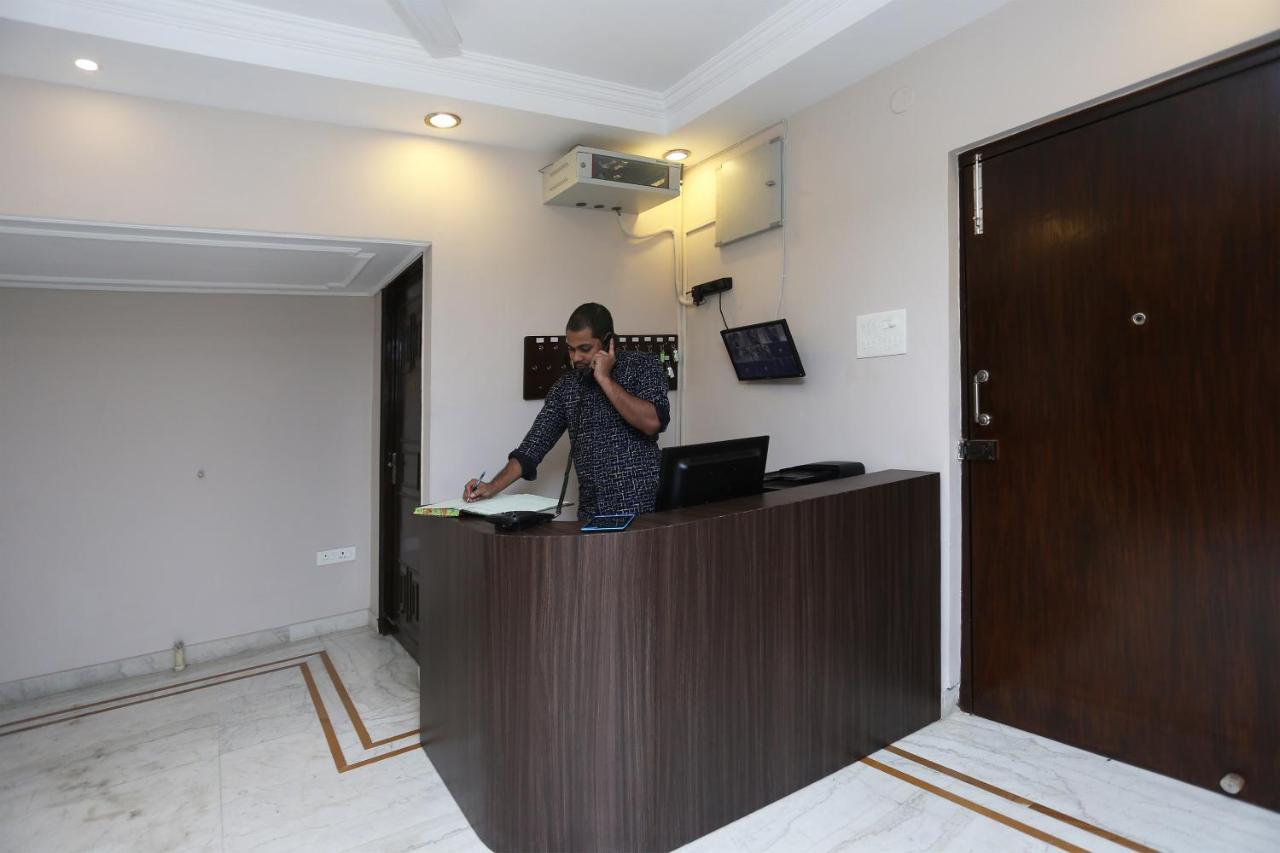 Oyo 19855 B S Guest House Jādabpur Екстериор снимка